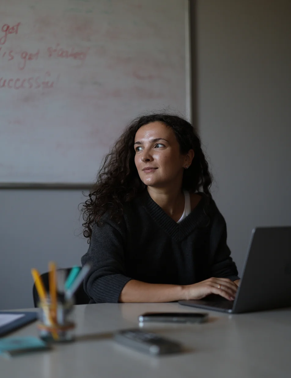 Person explaining about pet tech application services